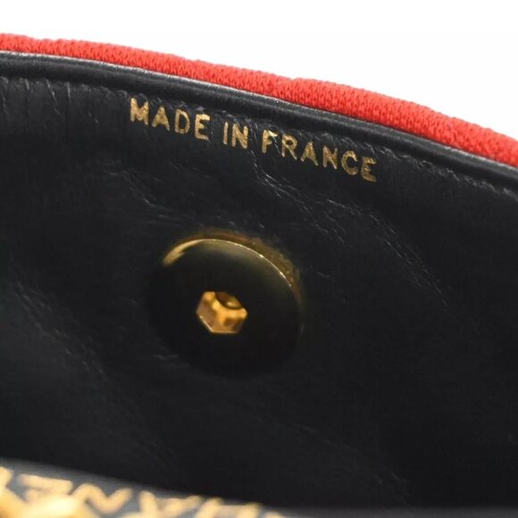 authenticity guaranteed CHANEL CC Logo Mini Matelasse Chain Shoulder Bag - Picture 8 of 16